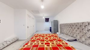 Photo 9- click for photo gallery